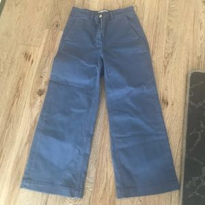 Everlane wide leg crop. Never worn. Blue size 4